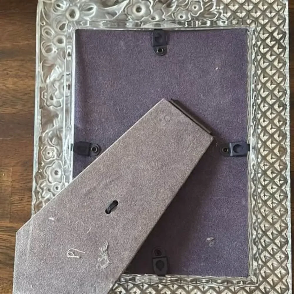 Floral Diamond Cut Glass Picture Frame